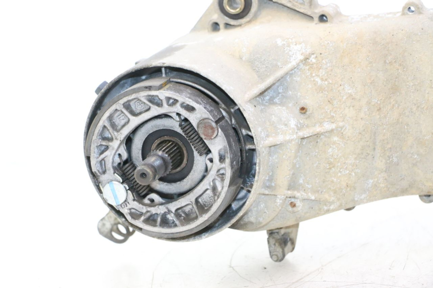 photo de MOTOR PIAGGIO TYPHOON 50 (2000 - 2009) - Hochauflösende Nahaufnahme
