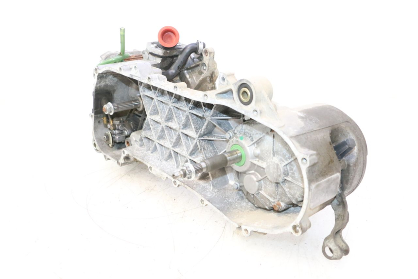 photo de MOTOR PIAGGIO TYPHOON 50 (2000 - 2009) - Profilansicht des Ersatzteils