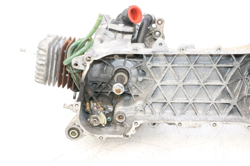 photo de MOTOR PIAGGIO TYPHOON 50 (2000 - 2009) - Zoom auf Gebrauchszustand