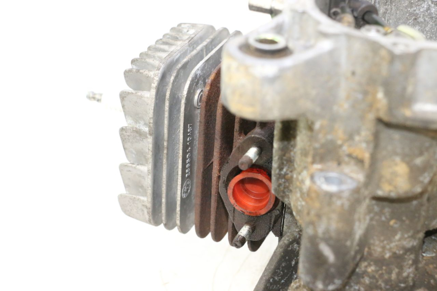 photo de MOTOR PIAGGIO TYPHOON 50 (2000 - 2009) - Alternative Perspektive