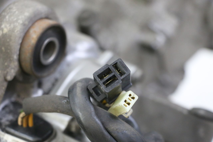 photo de MOTOR SUZUKI UH BURGMAN 125 (2002 - 2006) - Detailansicht des Bauteils