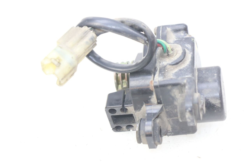 photo de MOTOR AUSPUFFVENTIL HONDA FES PANTHEON 2T 125 (1998 - 2002) - Alternative Perspektive