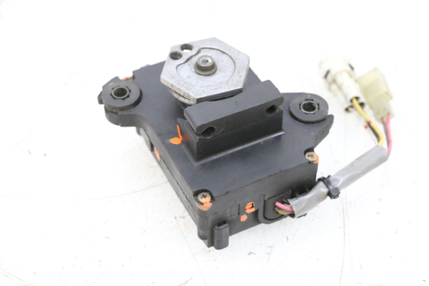 photo de AUSPUFFKLAPPE MOTOR SUZUKI GSXR GSX-R 1000 (2003 - 2004) - Charakteristische Merkmale