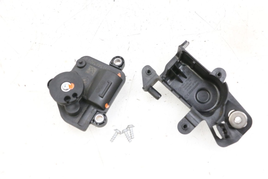 photo de AUSPUFFKLAPPE MOTOR BMW R GS 1250 (2021 - 2024) - Details der Befestigungspunkte