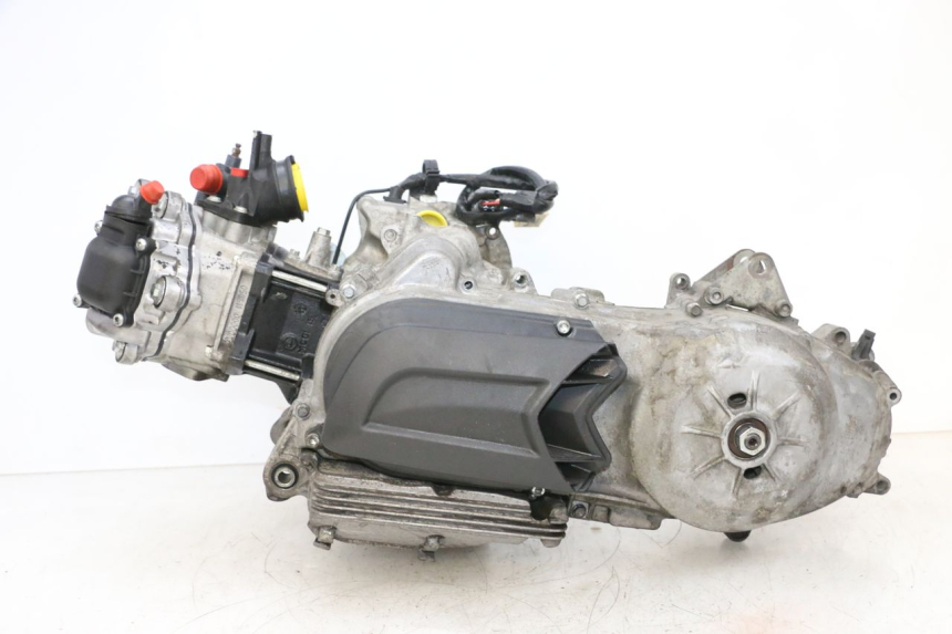photo de MOTOR PIAGGIO VESPA GTS SUPER IE 125 (2009 - 2016) - Hauptansicht