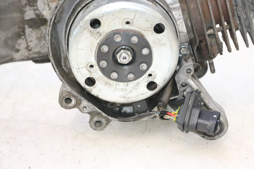 photo de MOTOR PIAGGIO VESPA LX 2T 50 (2005 - 2013) - Hauptansicht