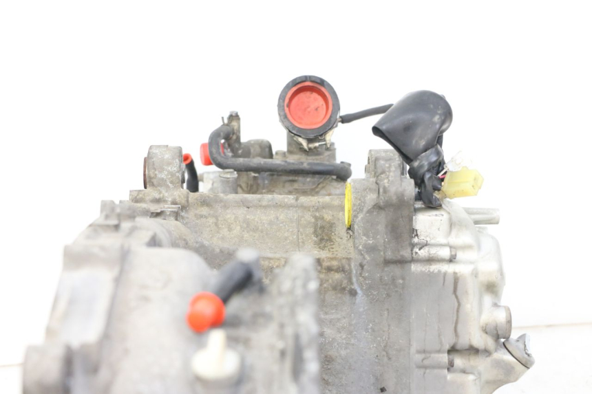 photo de MOTOR YAMAHA X-MAX XMAX ABS 250 (2010 - 2014) - Oberflächenzustand und Material