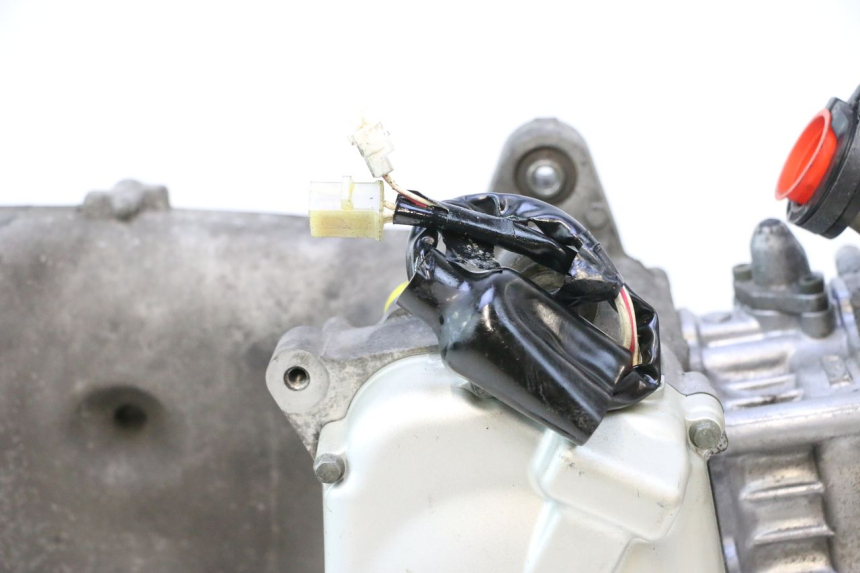photo de MOTOR YAMAHA XMAX X-MAX 125 (2006 - 2009) - Detaillierte Sichtprüfung
