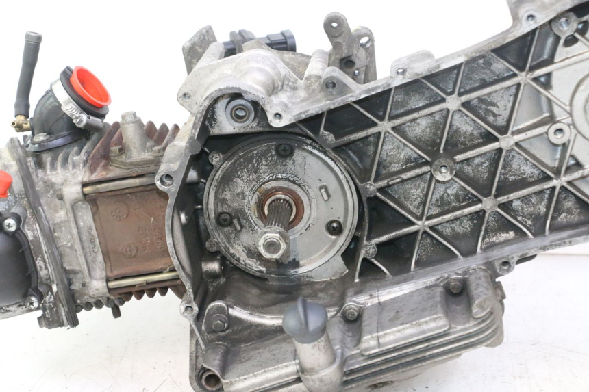 photo de MOTOR PIAGGIO X8 STREET 125 (2006 - 2007) - Zoom auf Gebrauchszustand