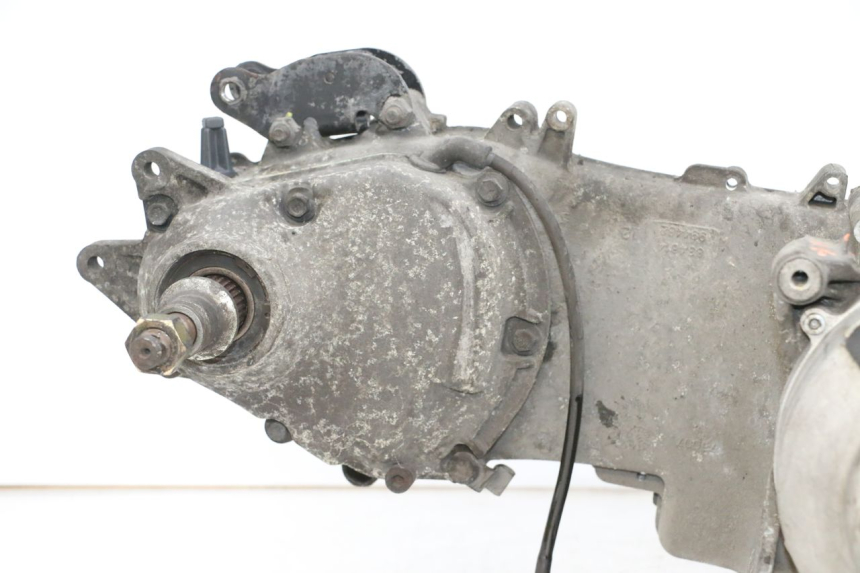 photo de MOTOR PIAGGIO X8 125 (2004 - 2007) - Detaillierte Sichtprüfung