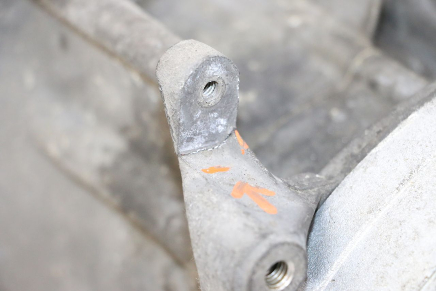 photo de MOTOR PIAGGIO X8 125 (2004 - 2007) - Details der Befestigungspunkte