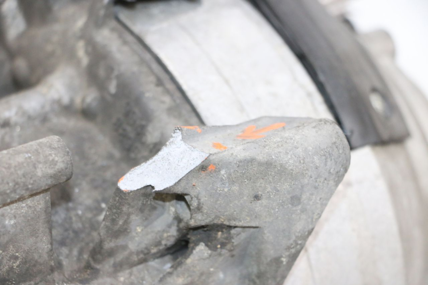 photo de MOTOR PIAGGIO X8 125 (2004 - 2007) - Oberflächenzustand und Material