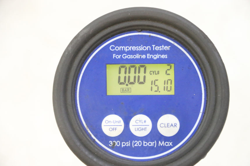 photo de MOTOR YAMAHA XJ6 ABS 600 (2008 - 2016) - Alternative Perspektive