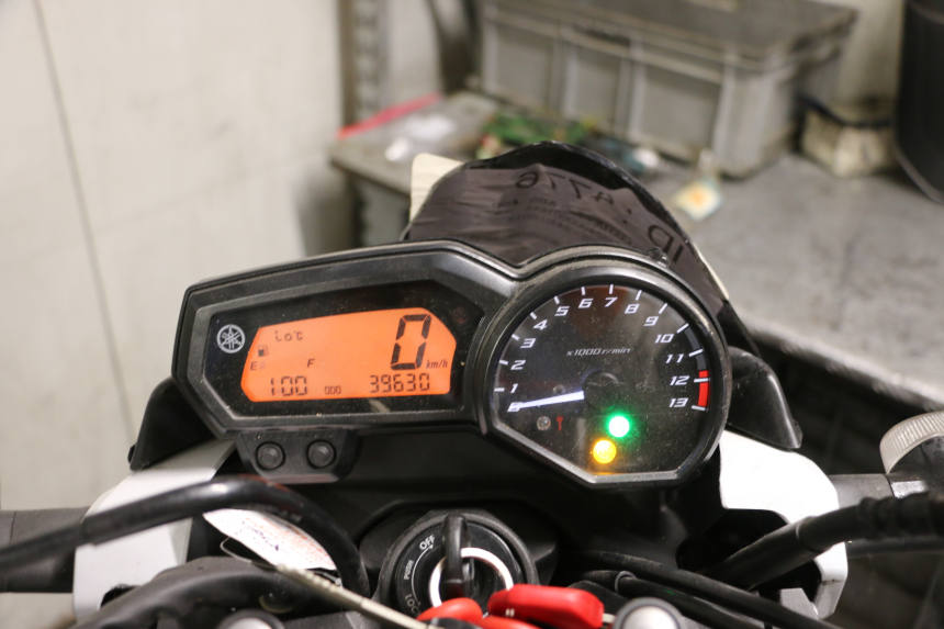 photo de MOTOR YAMAHA XJ6 ABS 600 (2008 - 2016) - Gesamtansicht des Produkts