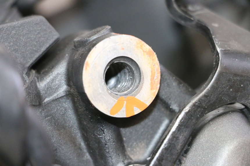 photo de MOTOR YAMAHA XJ6 ABS 600 (2008 - 2016) - Oberflächenzustand und Material