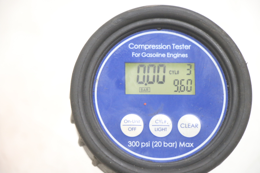 photo de MOTOR YAMAHA XJN DIVERSION 600 (2000 - 2003) - Zoom auf Gebrauchszustand