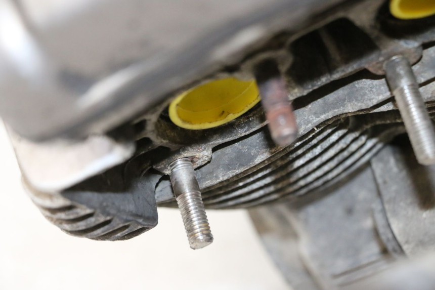 photo de MOTOR YAMAHA XJN DIVERSION 600 (2000 - 2003) - Kennzeichnungen und Originalreferenzen