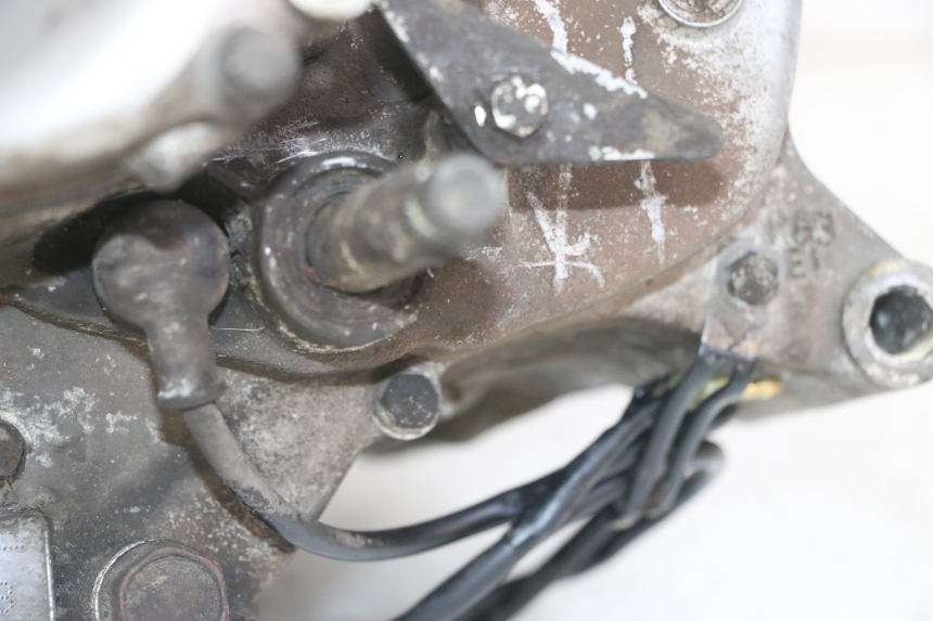 photo de MOTOR HONDA XLV VARADERO 125 (2000 - 2006) - Zoom auf Gebrauchszustand