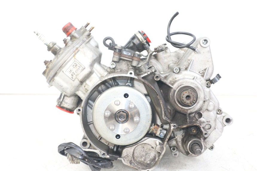 photo de MOTOR FANTIC XM PERFORMANCE 2T 50 (2021 - 2022) - Hochauflösende Nahaufnahme