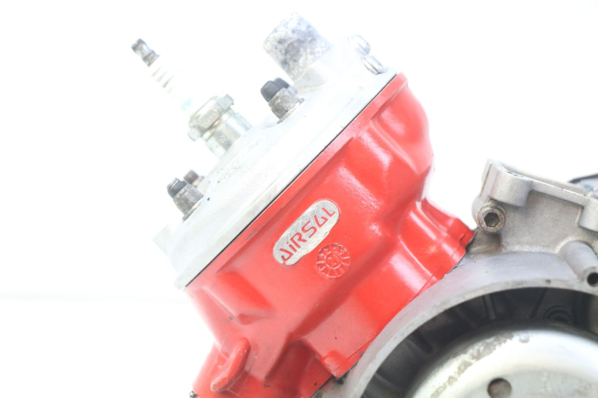 photo de MOTOR PEUGEOT XP6 50 (1997 - 2003) - Hauptansicht