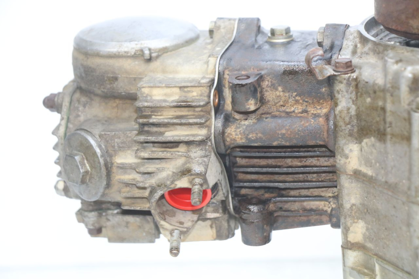 photo de MOTOR HONDA XR 70 (1997 - 2003) - Zoom auf Gebrauchszustand