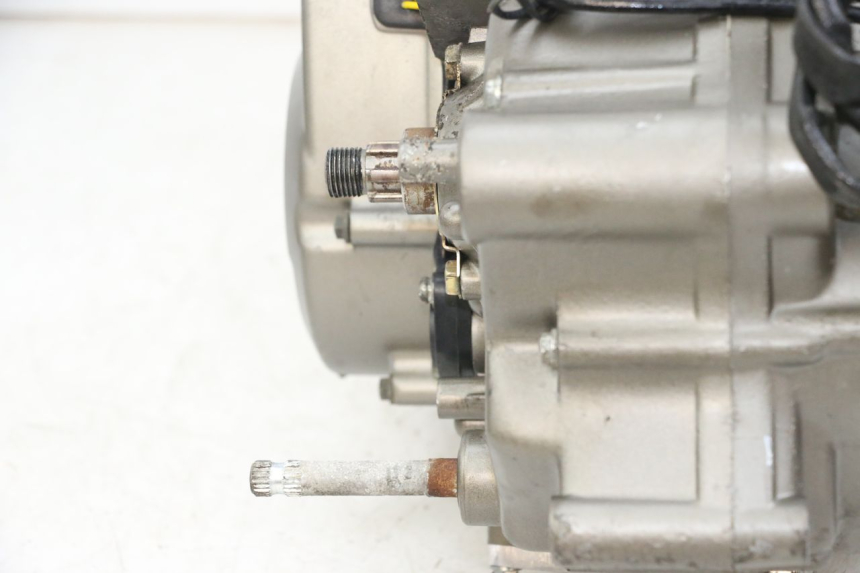 photo de MOTOR HYOSUNG XRX 125 (2000 - 2008) - Alternative Perspektive