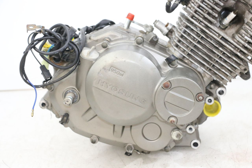 photo de MOTOR HYOSUNG XRX 125 (2000 - 2008) - Oberflächenzustand und Material