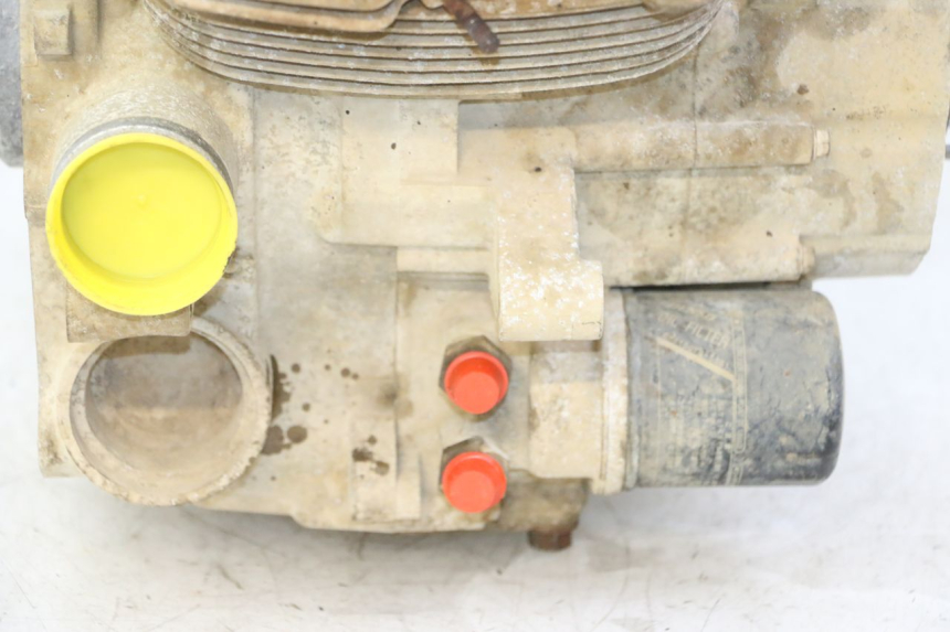 photo de MOTOR YAMAHA YFM BRUIN 350 (2003 - 2009) - Oberflächenzustand und Material