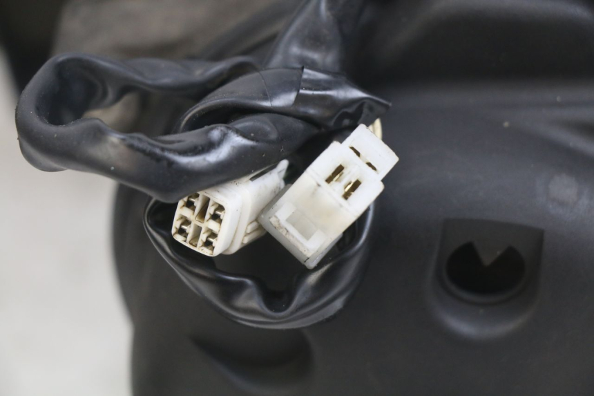 photo de MOTOR YAMAHA YP MAJESTY 125 (2007 - 2010) - Weitere Ansicht des Artikels