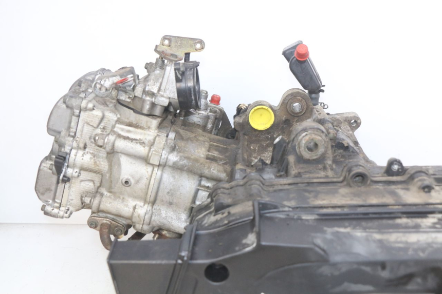 photo de MOTOR YAMAHA YP MAJESTY 400 (2004 - 2008) - Hochauflösende Nahaufnahme