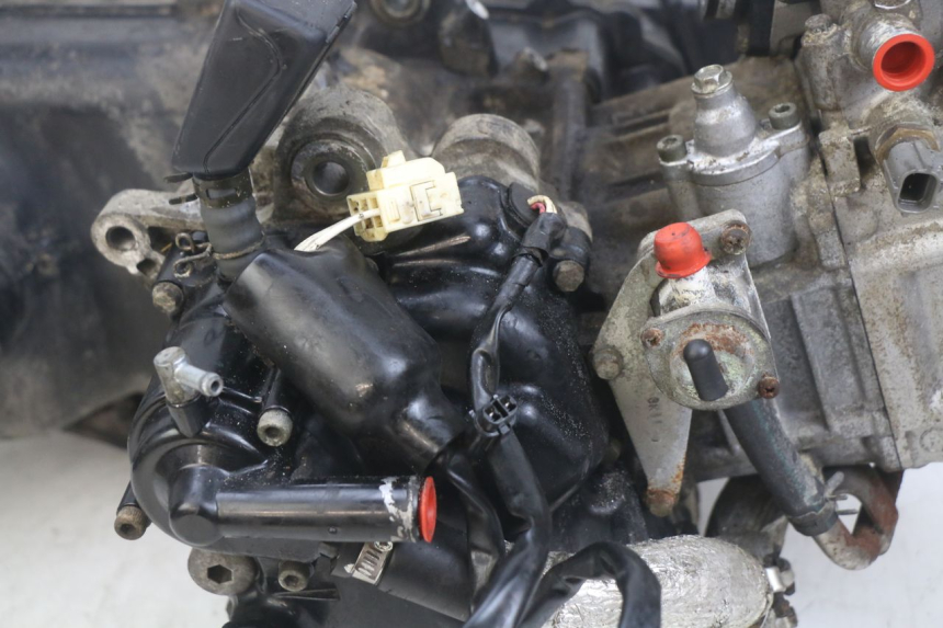 photo de MOTOR YAMAHA YP MAJESTY 400 (2004 - 2008) - Details der Befestigungspunkte