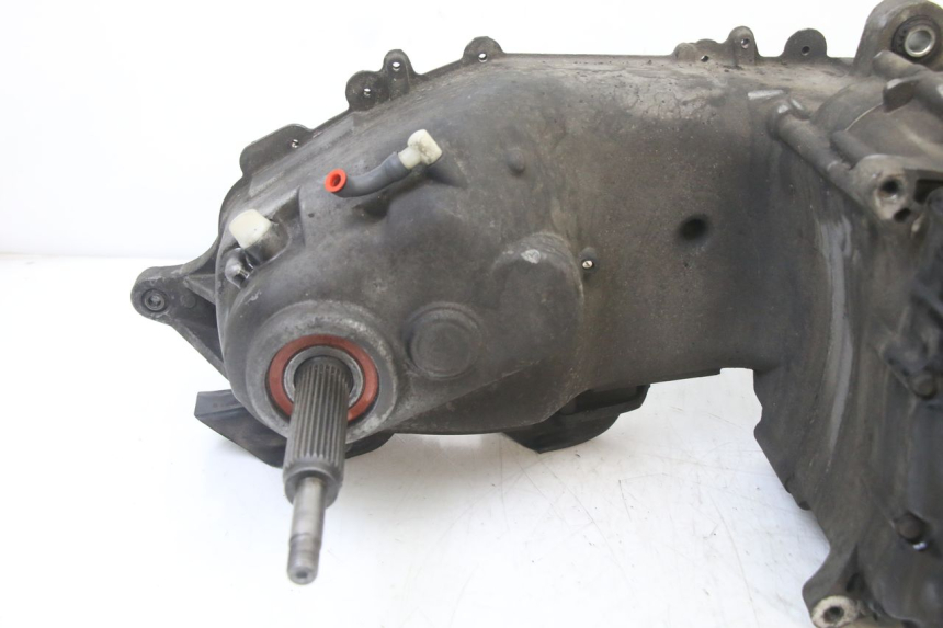 photo de MOTOR YAMAHA YP X-MAX XMAX 400 (2014 - 2017) - Oberflächenzustand und Material