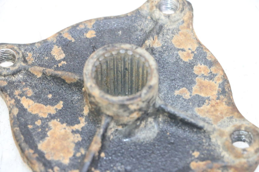 photo de RADNABE HINTER KEROX BAZOOKA 110 - Details der Befestigungspunkte