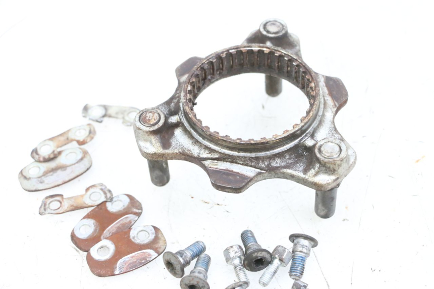 photo de RADNABE HINTER SUZUKI BURGMAN 650 (2013 - 2020) - Detailansicht des Bauteils