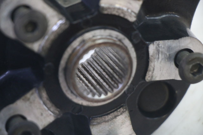 photo de HINTERRADNABE SYM FIDDLE 3 III 125 (2014 - 2020) - Alternative Perspektive