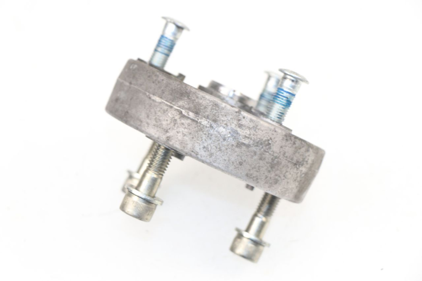 photo de RADNABE HINTER MBK NITRO 50 (2004 - 2008) - Alternative Perspektive