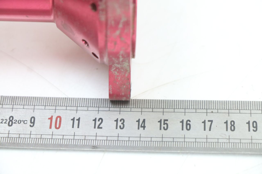 photo de RADNABE HINTER YCF PIT BIKE 125 (2010 - 2018) - Details der Befestigungspunkte