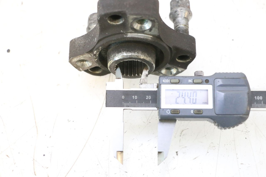 photo de RADNABE HINTER PEUGEOT SATELIS COMPRESSOR K15 125 (2006 - 2009) - Zoom auf Gebrauchszustand