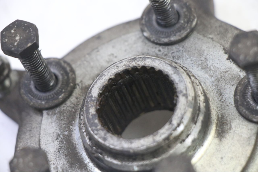 photo de RADNABE HINTER PEUGEOT SATELIS 250 (2006 - 2012) - Zoom auf Gebrauchszustand