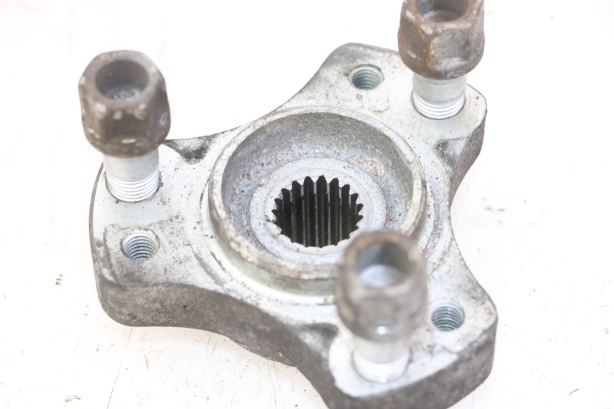 photo de HINTERRADNABE PEUGEOT SATELIS 125 (2006 - 2009) - Details der Befestigungspunkte