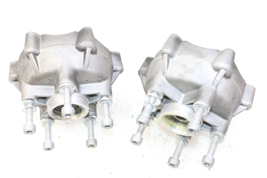 photo de RADNABE VORNE PIAGGIO MP3 HPE 310 (2024 - 2025) - Zoom auf Gebrauchszustand