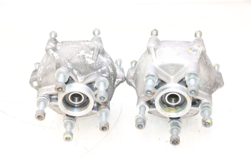 photo de RADNABE VORNE PIAGGIO MP3 HPE 530 (2022 - 2026) - Detailansicht des Bauteils