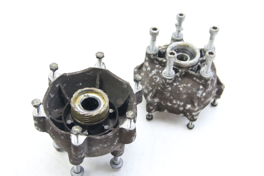 photo de VORDERRADNABE PIAGGIO MP3 125 (2006 - 2014) - Hauptansicht