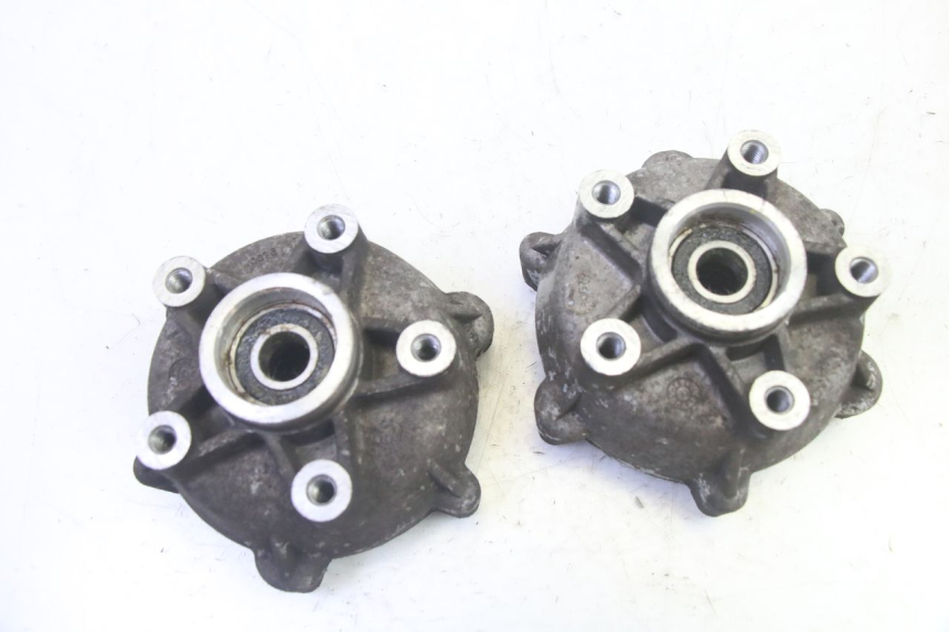 photo de VORDERRADNABE PIAGGIO MP3 RL 250 (2006 - 2010) - Technische Nahaufnahme