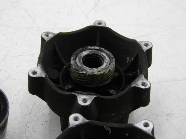 photo de RADNABE VORNE PIAGGIO MP3 RL 125 (2006 - 2014) - Zoom auf Gebrauchszustand