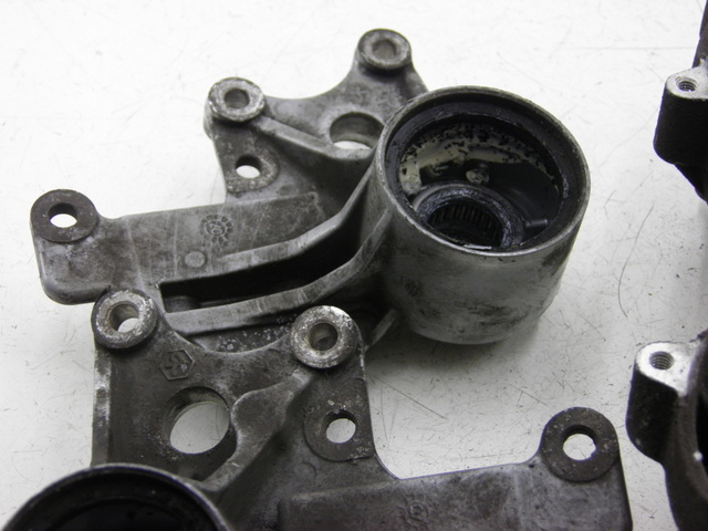 photo de RADNABE VORNE PIAGGIO MP3 RL 125 (2006 - 2014) - Alternative Perspektive