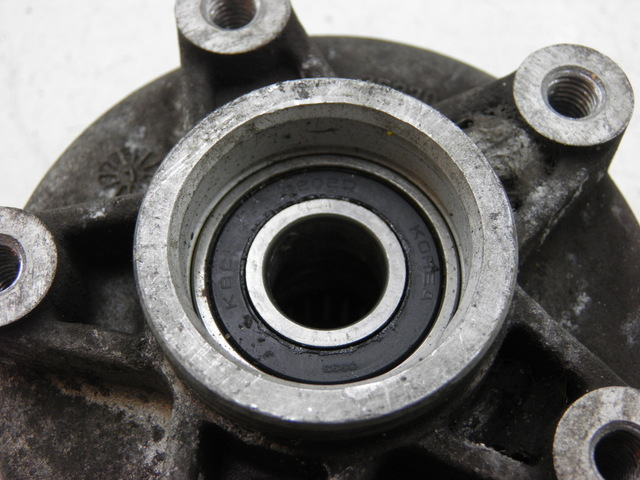 photo de RADNABE VORNE PIAGGIO MP3 RL 125 (2006 - 2014) - Detailansicht des Bauteils