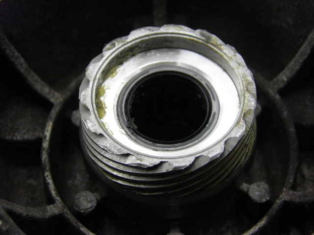 photo de RADNABE VORNE PIAGGIO MP3 RL 125 (2008 - 2009) - Technische Nahaufnahme