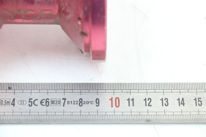 photo de RADNABE VORNE YCF PIT BIKE 125 (2010 - 2018) - Details der Befestigungspunkte