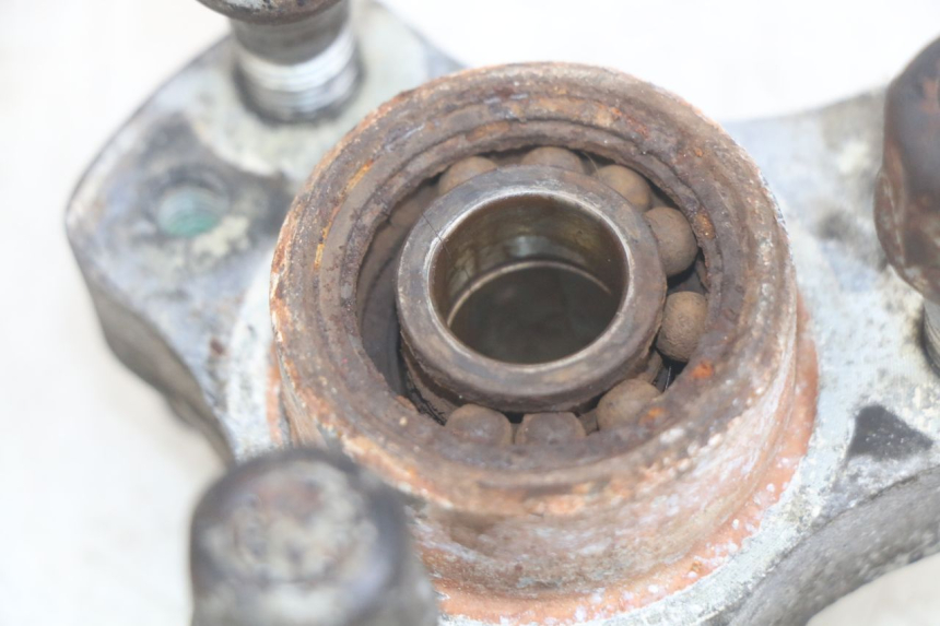 photo de VORDERRADNABE PEUGEOT SPEEDFIGHT LC 50 (1996 - 2002) - Alternative Perspektive